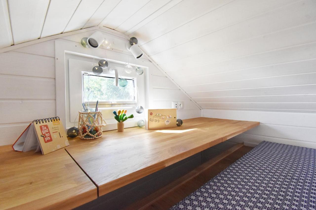 Dadaj Park - Tiny House Villa Biskupiec  Eksteriør billede
