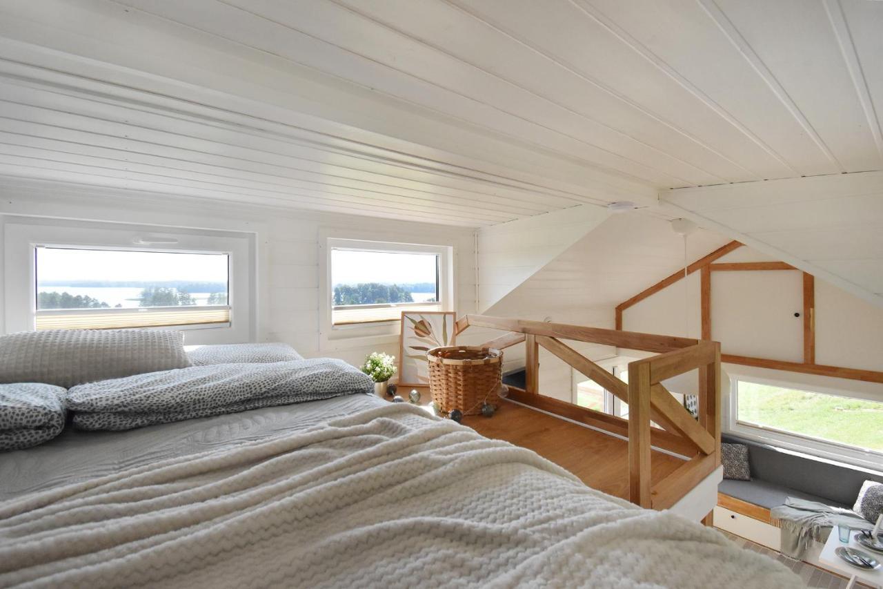Dadaj Park - Tiny House Villa Biskupiec  Eksteriør billede