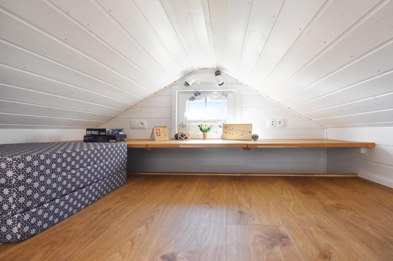 Dadaj Park - Tiny House Villa Biskupiec  Eksteriør billede