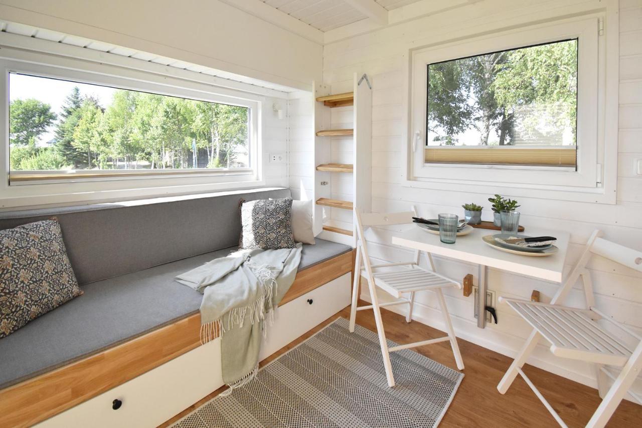 Dadaj Park - Tiny House Villa Biskupiec  Eksteriør billede
